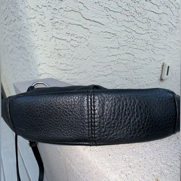 VINCE CAMUTO Black Soft Pebble Leather Crossbody Bag EUC - Picture 12 of 14